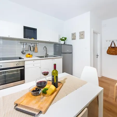 Appartement Shosha *